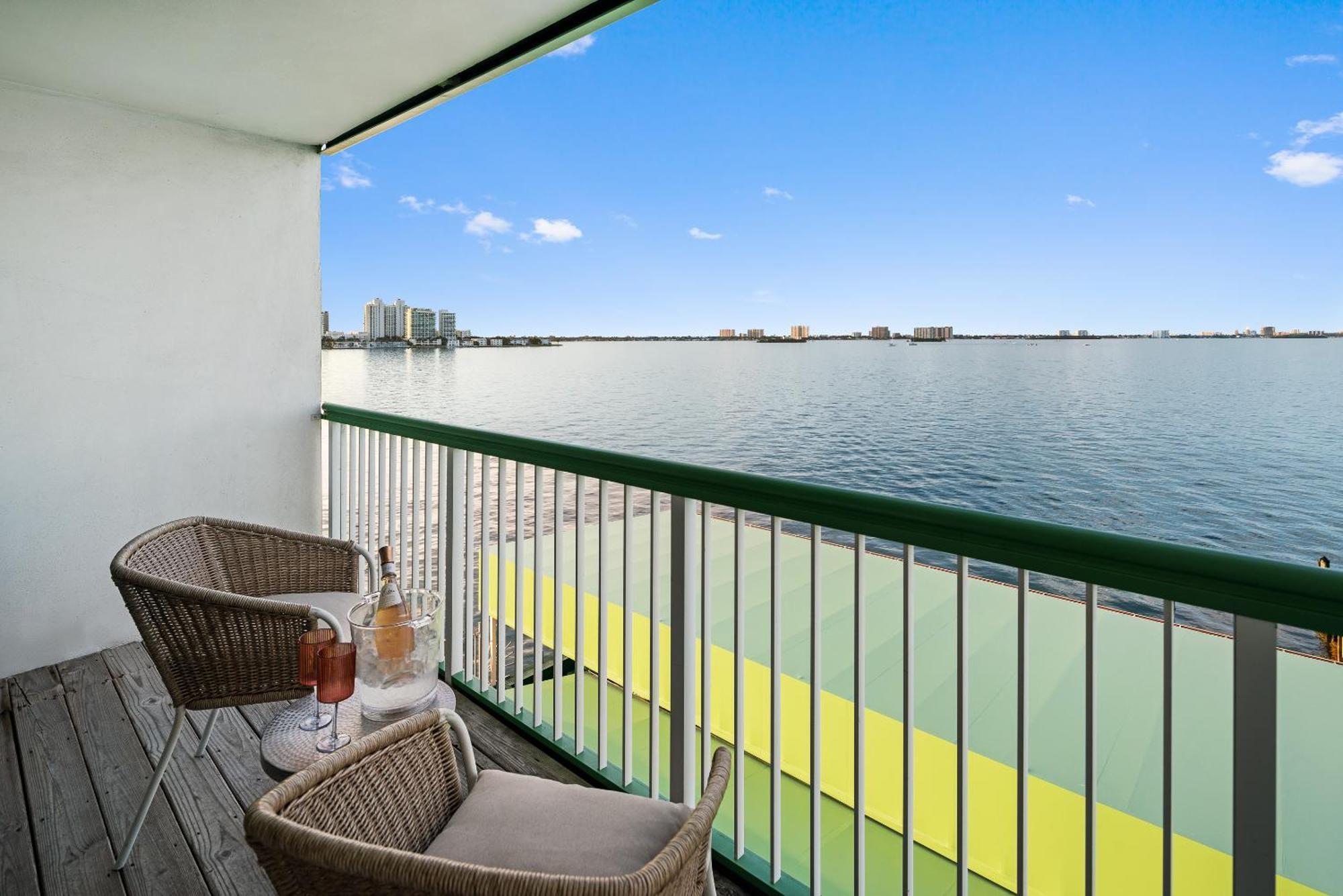 Palm Tree Club Miami Hotel North Bay Village Kültér fotó